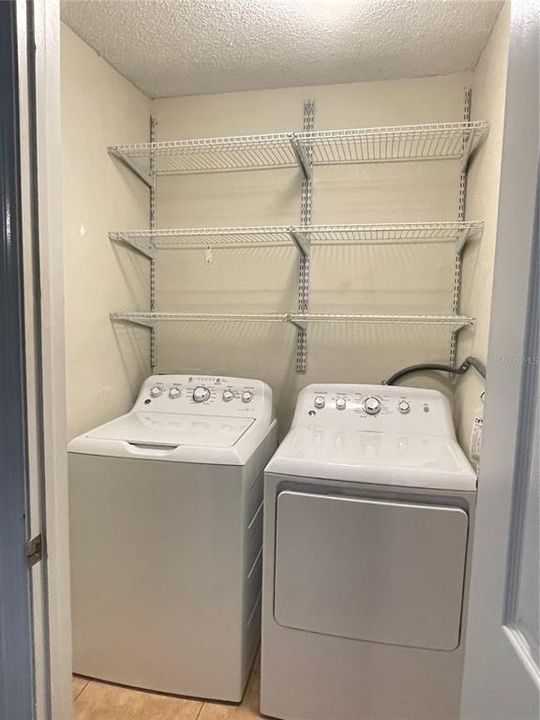 В аренду: $1,600 (2 спален, 2 ванн, 874 Квадратных фут)