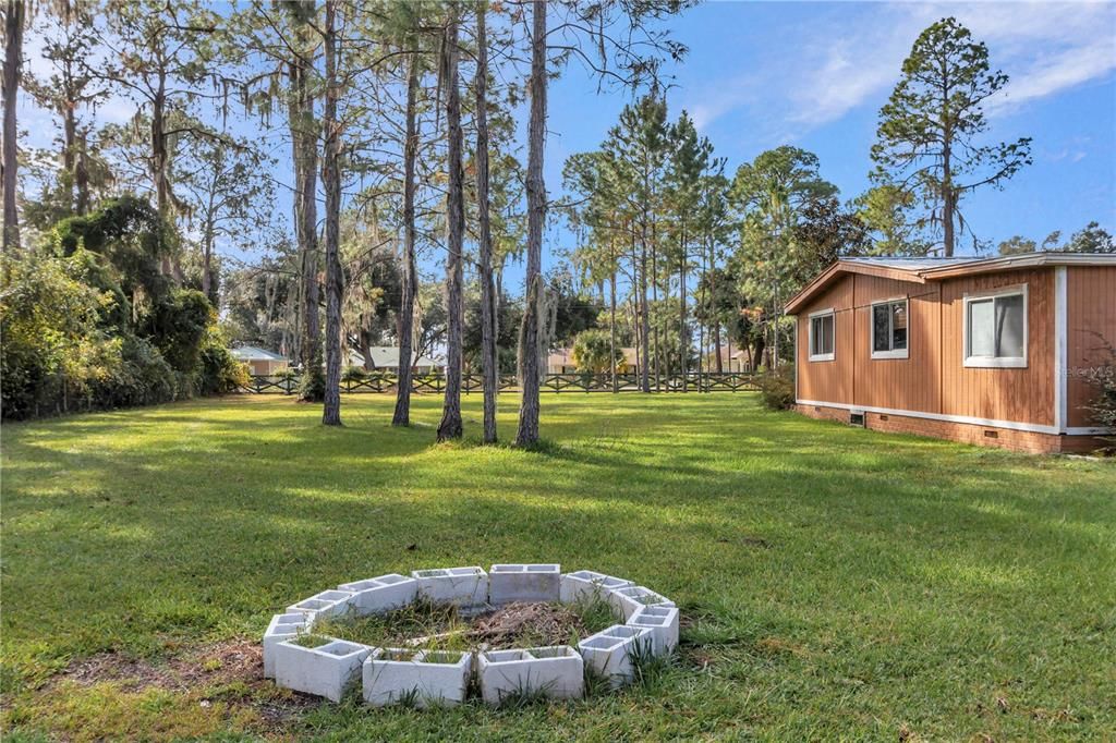 For Sale: $185,000 (4 beds, 3 baths, 2000 Square Feet)