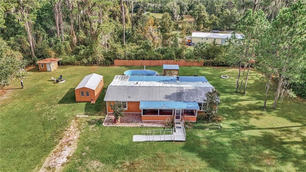 For Sale: $185,000 (4 beds, 3 baths, 2000 Square Feet)