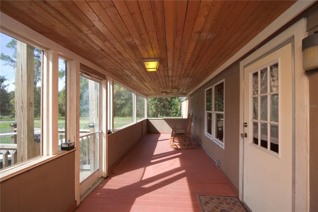 For Sale: $185,000 (4 beds, 3 baths, 2000 Square Feet)