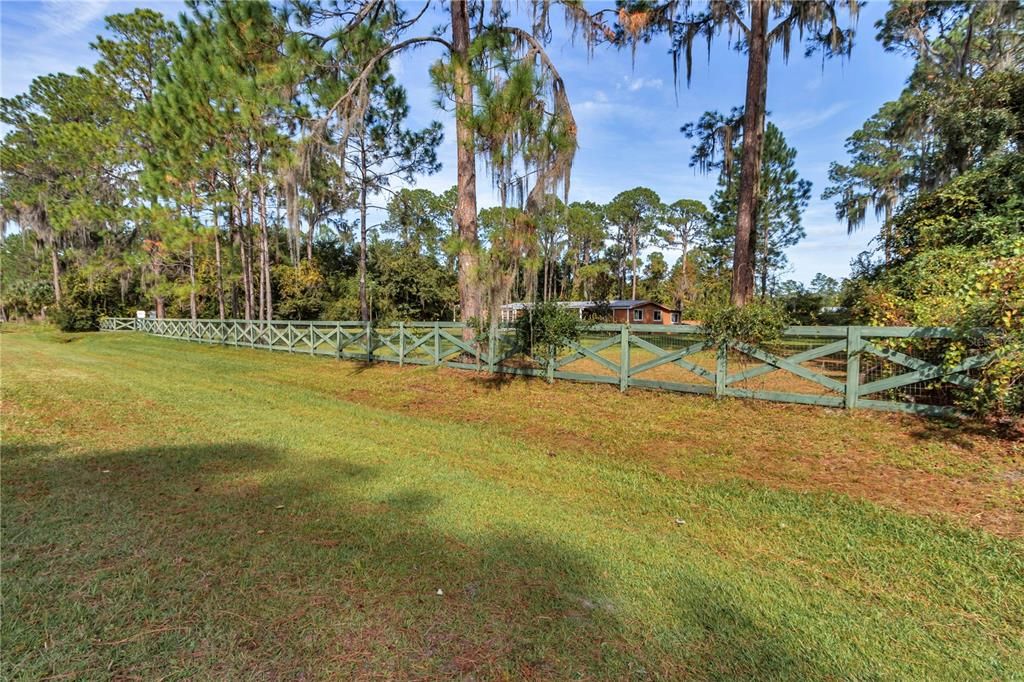 For Sale: $185,000 (4 beds, 3 baths, 2000 Square Feet)