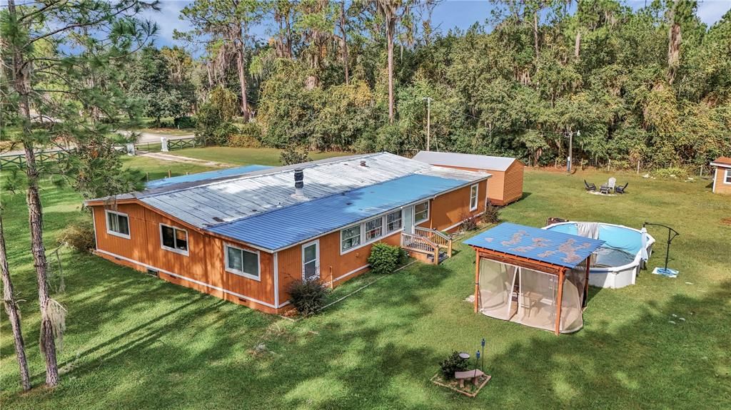 For Sale: $185,000 (4 beds, 3 baths, 2000 Square Feet)