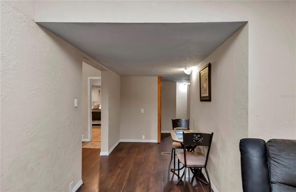 For Sale: $185,000 (4 beds, 3 baths, 2000 Square Feet)