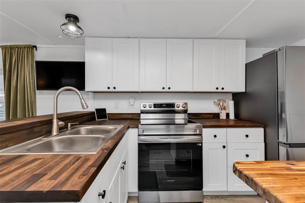 En Venta: $221,000 (2 camas, 1 baños, 1441 Pies cuadrados)