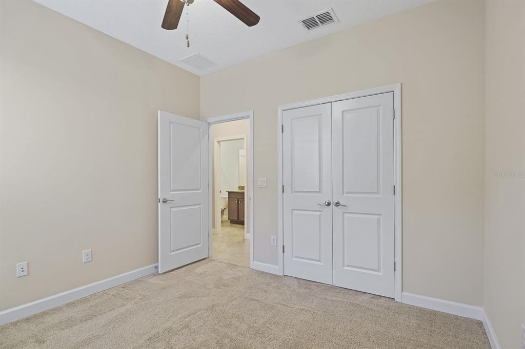 出租: $2,600 (3 贝兹, 2 浴室, 1957 平方英尺)