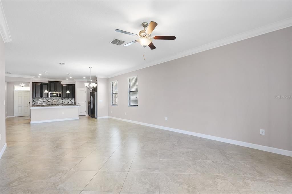 出租: $2,600 (3 贝兹, 2 浴室, 1957 平方英尺)