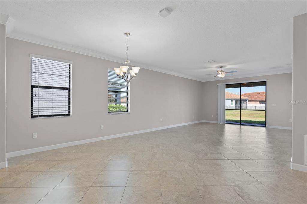 出租: $2,600 (3 贝兹, 2 浴室, 1957 平方英尺)