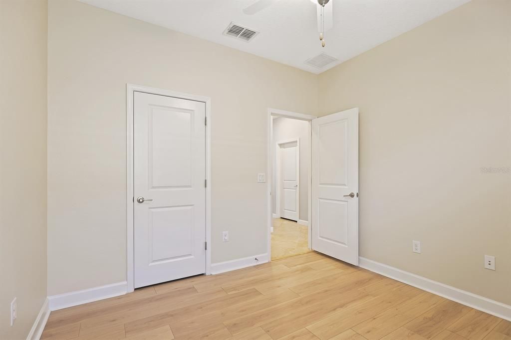 出租: $2,600 (3 贝兹, 2 浴室, 1957 平方英尺)