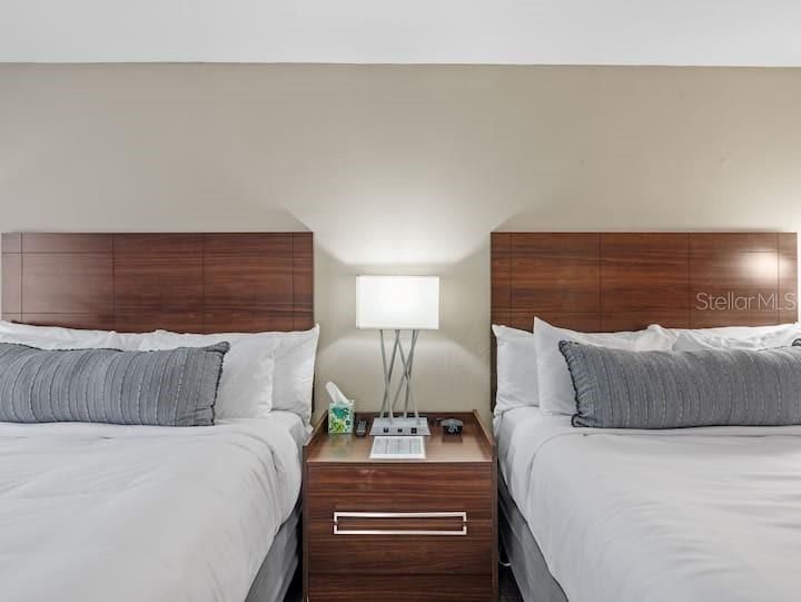 На продажу: $125,000 (1 спален, 1 ванн, 348 Квадратных фут)