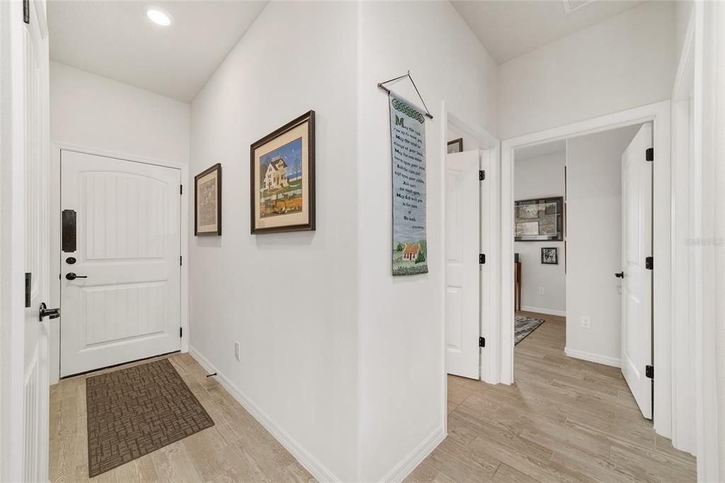 待售: $430,000 (2 贝兹, 2 浴室, 2298 平方英尺)