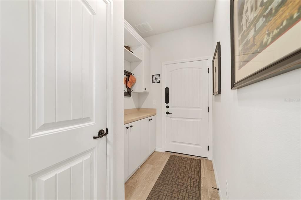 待售: $430,000 (2 贝兹, 2 浴室, 2298 平方英尺)