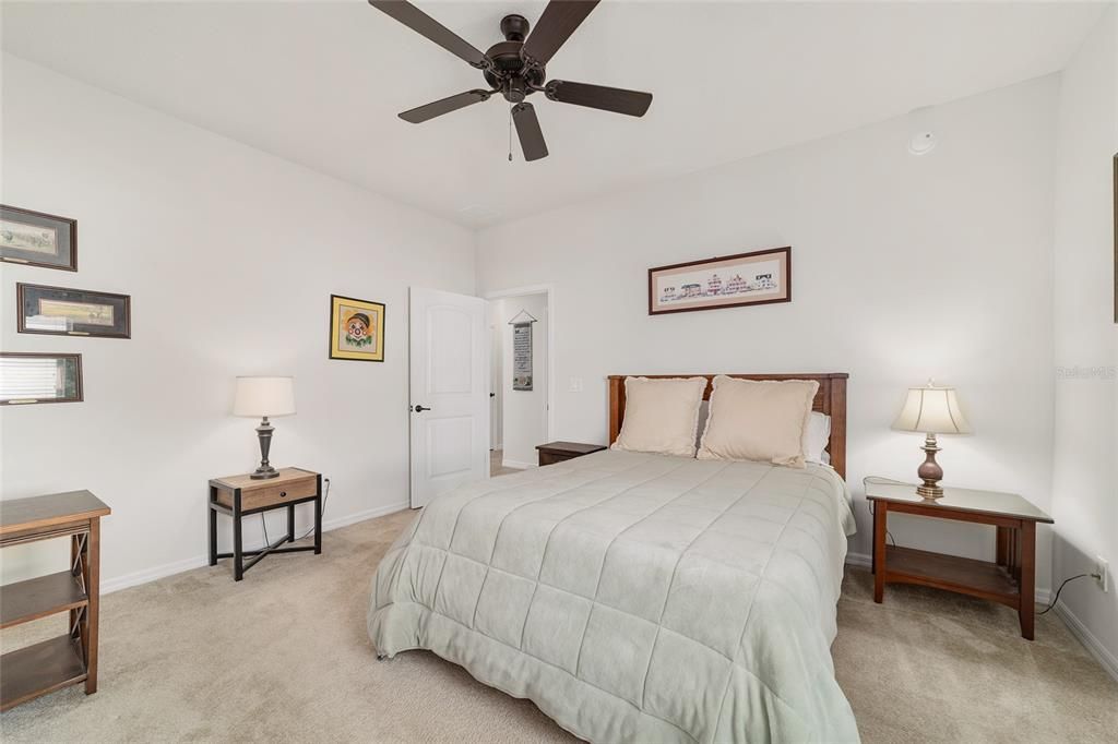 待售: $430,000 (2 贝兹, 2 浴室, 2298 平方英尺)