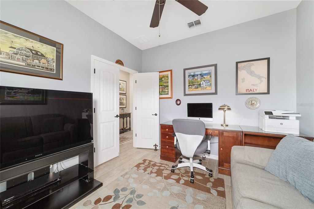 待售: $430,000 (2 贝兹, 2 浴室, 2298 平方英尺)