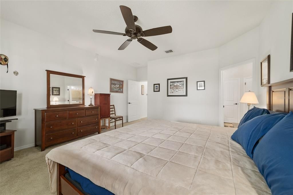 待售: $430,000 (2 贝兹, 2 浴室, 2298 平方英尺)