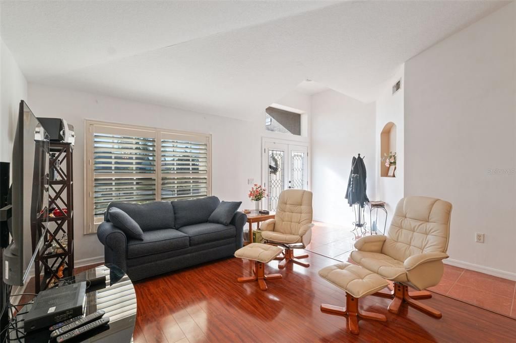 待售: $399,900 (3 贝兹, 2 浴室, 2032 平方英尺)