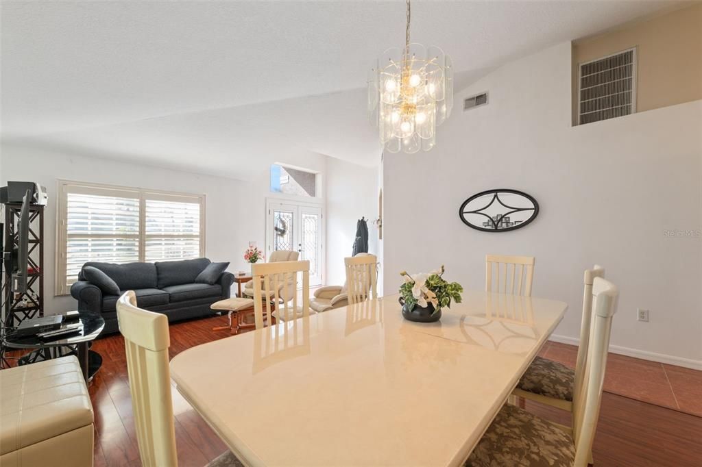 待售: $399,900 (3 贝兹, 2 浴室, 2032 平方英尺)