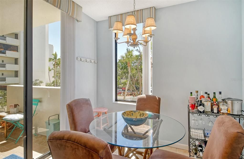 En Venta: $729,000 (2 camas, 2 baños, 1442 Pies cuadrados)