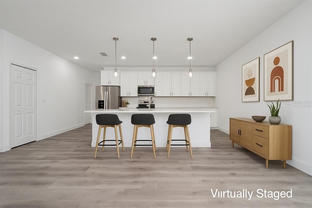 For Sale: $284,900 (4 beds, 2 baths, 1503 Square Feet)