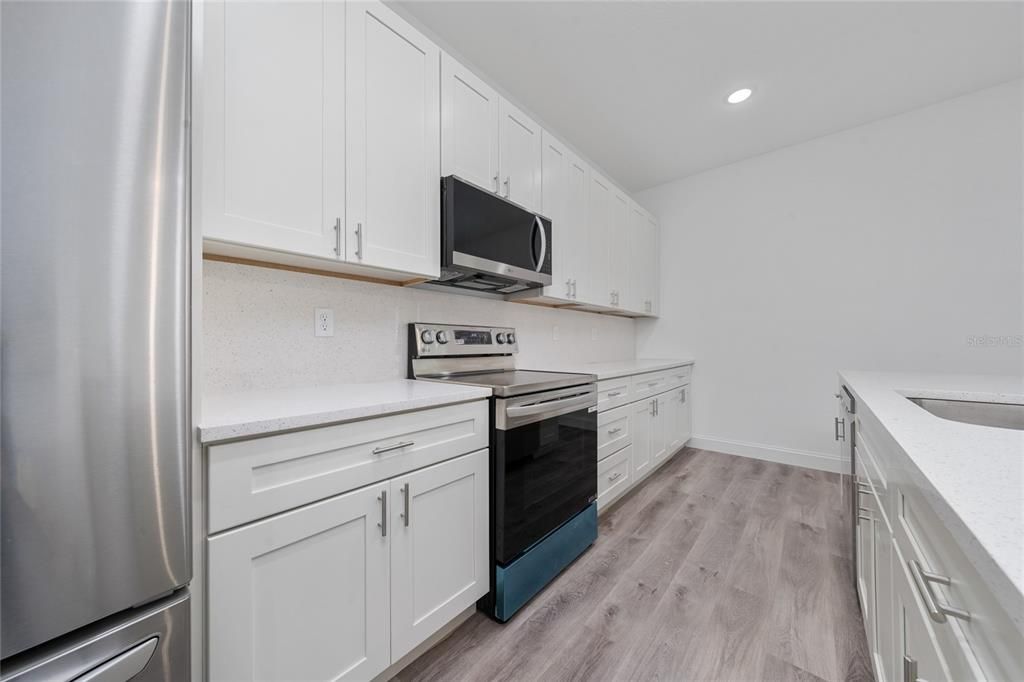 For Sale: $284,900 (4 beds, 2 baths, 1503 Square Feet)