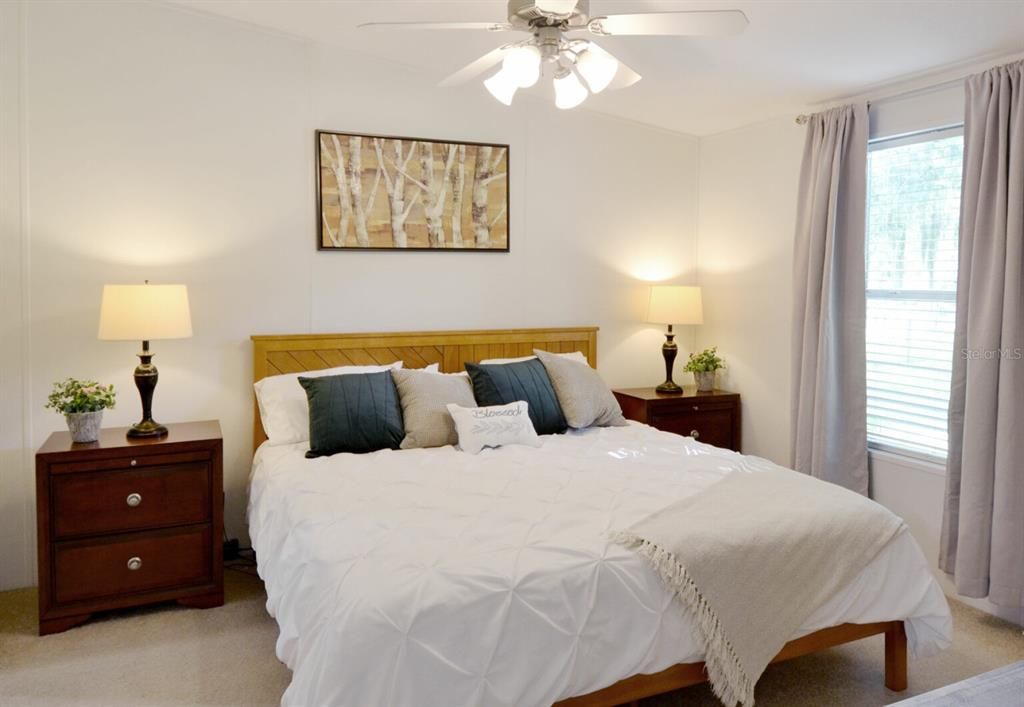 待售: $320,000 (3 贝兹, 2 浴室, 1260 平方英尺)