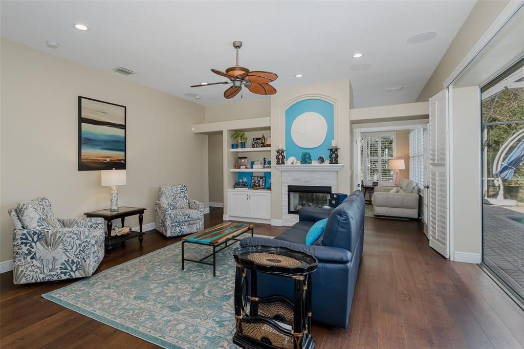 For Sale: $1,149,000 (4 beds, 4 baths, 3541 Square Feet)