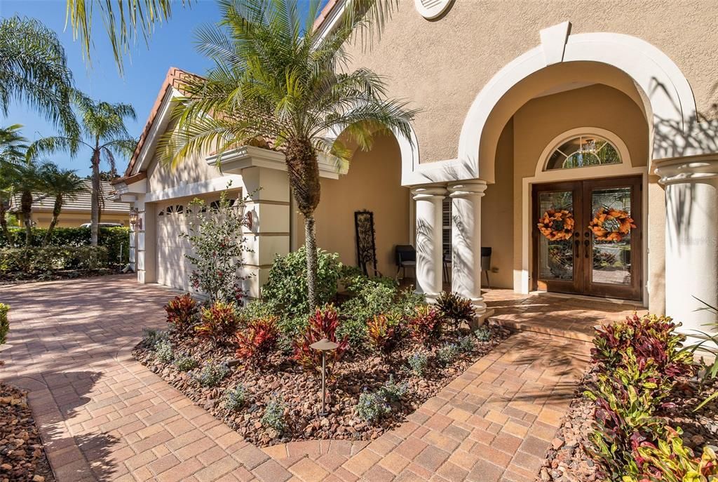 For Sale: $1,149,000 (4 beds, 4 baths, 3541 Square Feet)