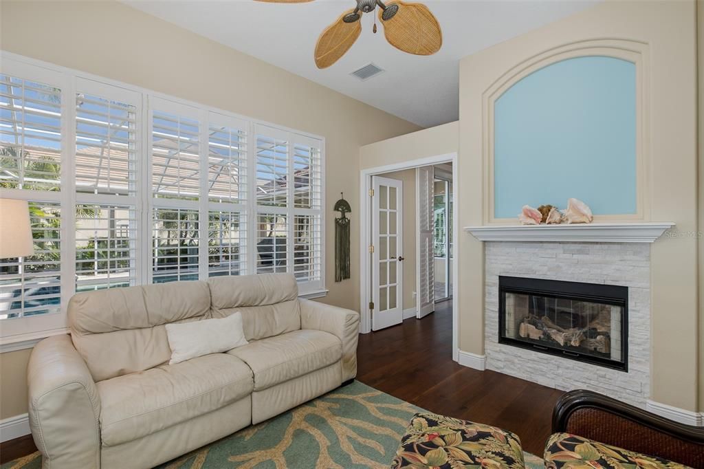 For Sale: $1,149,000 (4 beds, 4 baths, 3541 Square Feet)