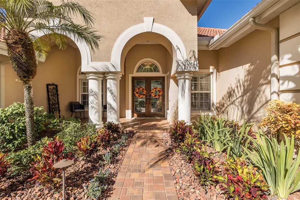 For Sale: $1,149,000 (4 beds, 4 baths, 3541 Square Feet)