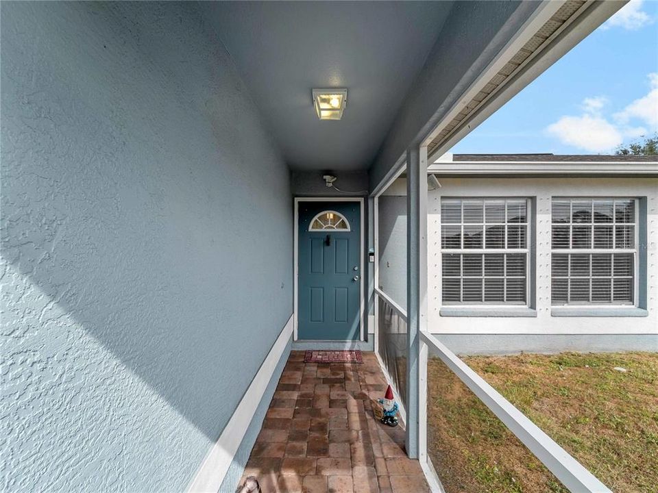 Activo con contrato: $320,000 (3 camas, 2 baños, 1192 Pies cuadrados)