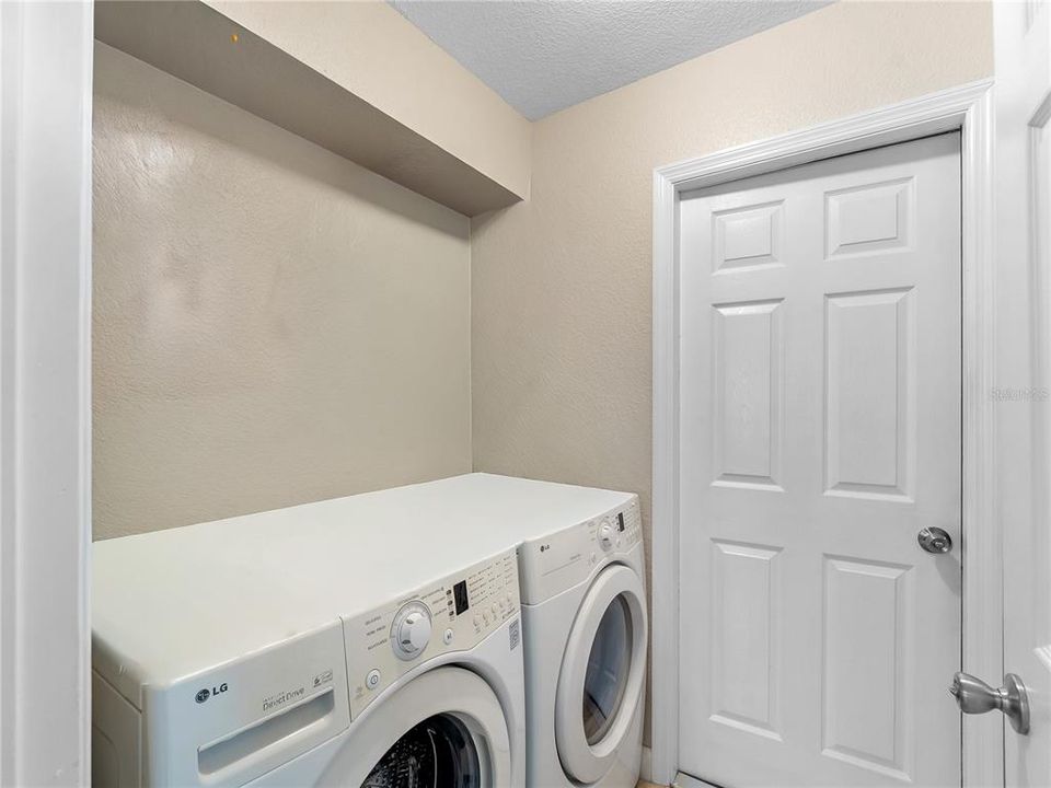 Activo con contrato: $320,000 (3 camas, 2 baños, 1192 Pies cuadrados)