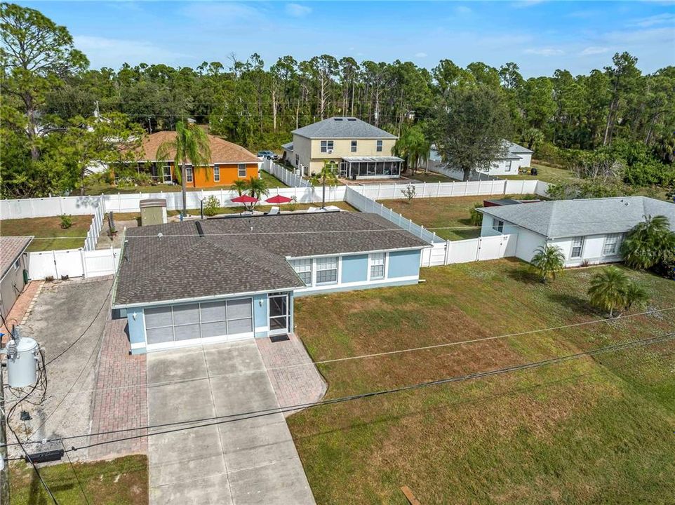 Activo con contrato: $320,000 (3 camas, 2 baños, 1192 Pies cuadrados)