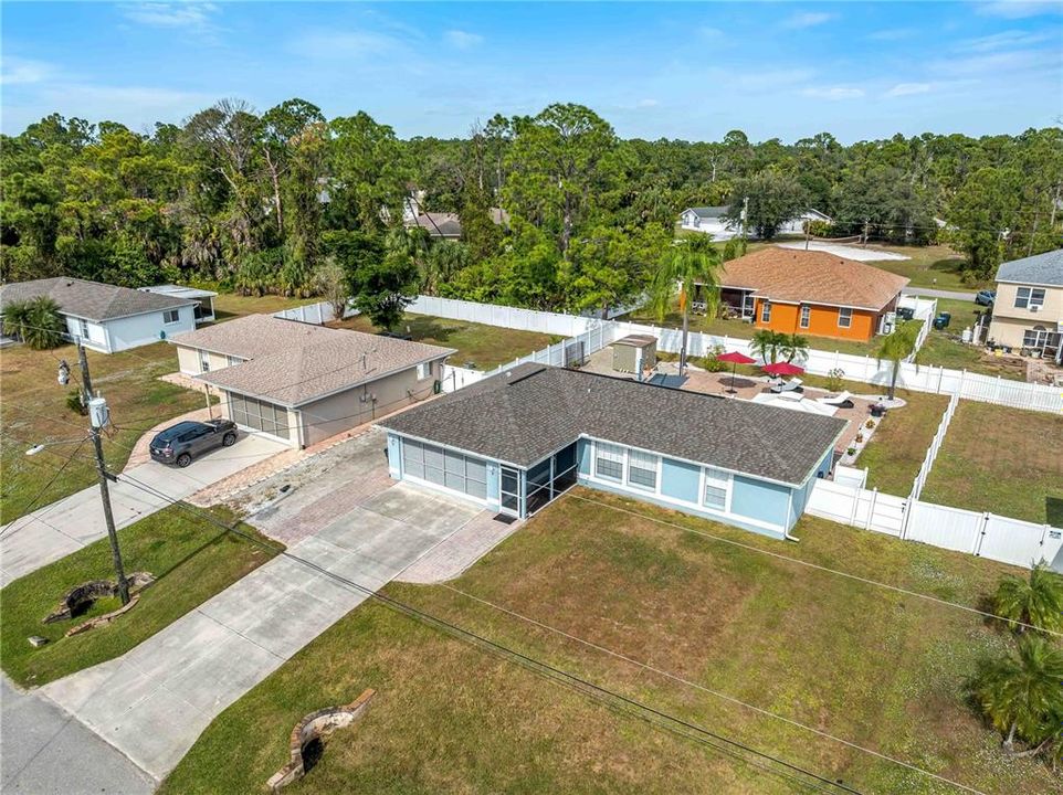 Activo con contrato: $320,000 (3 camas, 2 baños, 1192 Pies cuadrados)