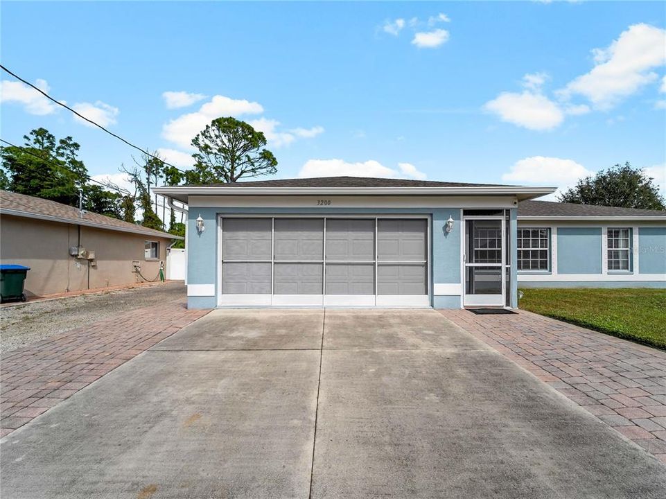 Activo con contrato: $320,000 (3 camas, 2 baños, 1192 Pies cuadrados)