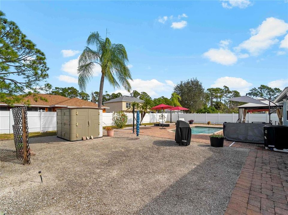 Activo con contrato: $320,000 (3 camas, 2 baños, 1192 Pies cuadrados)