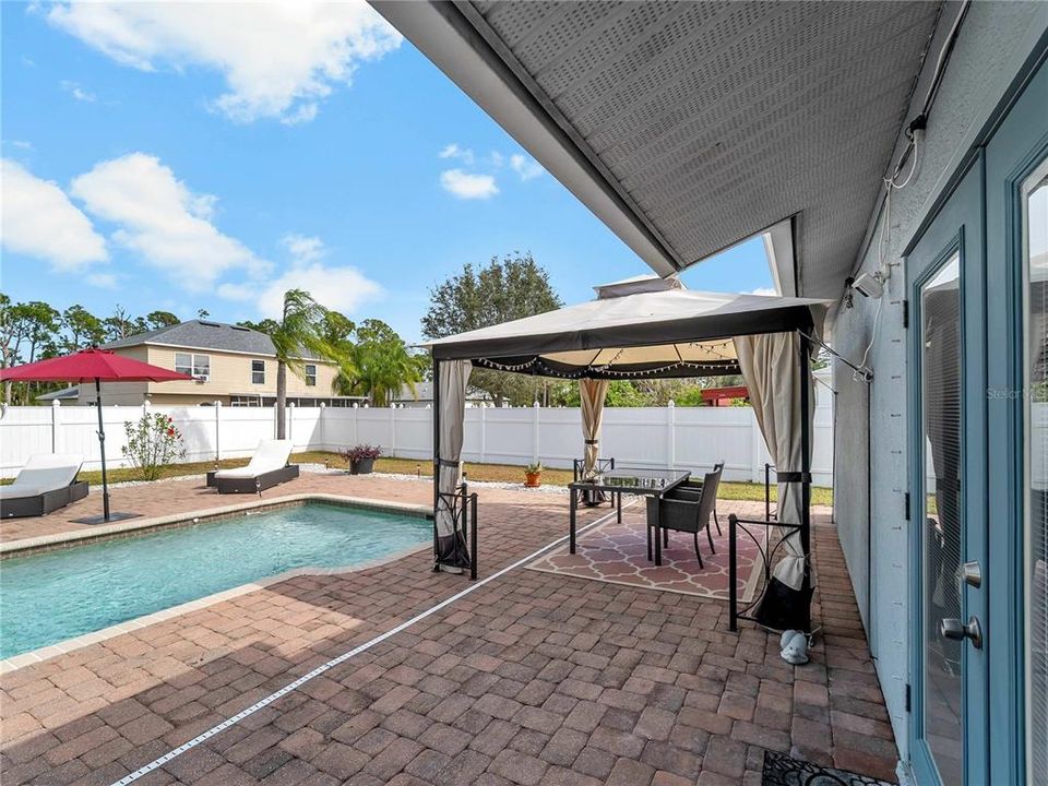 Activo con contrato: $320,000 (3 camas, 2 baños, 1192 Pies cuadrados)