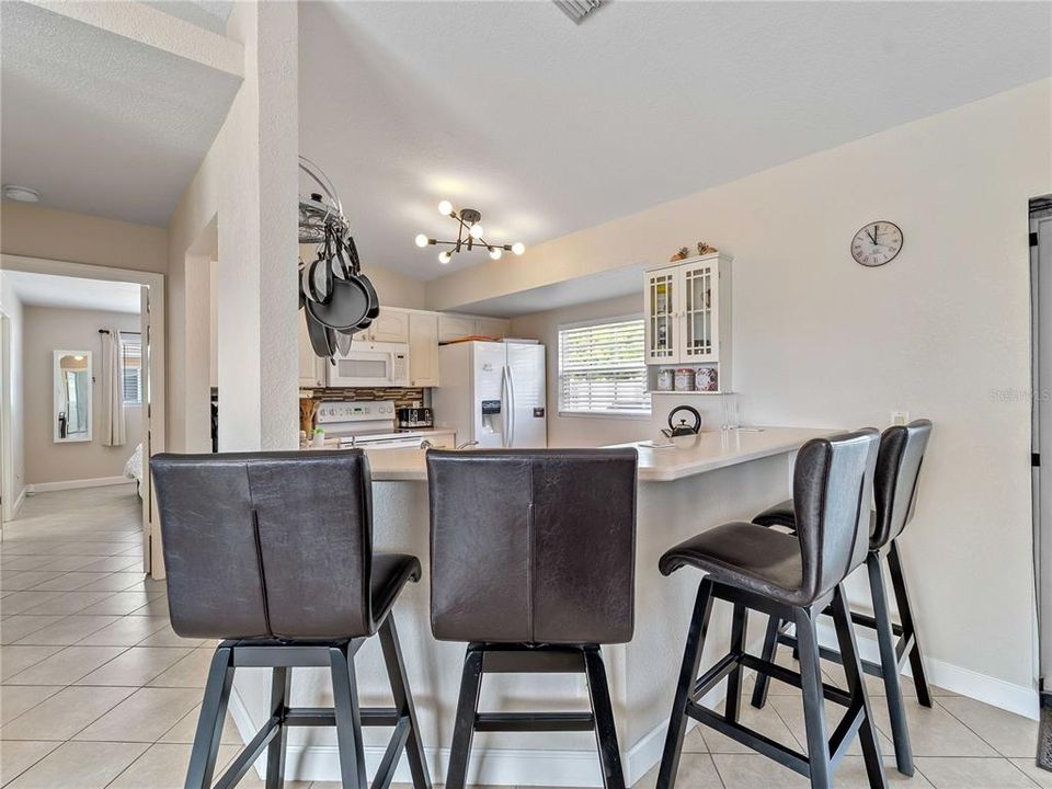 Activo con contrato: $320,000 (3 camas, 2 baños, 1192 Pies cuadrados)