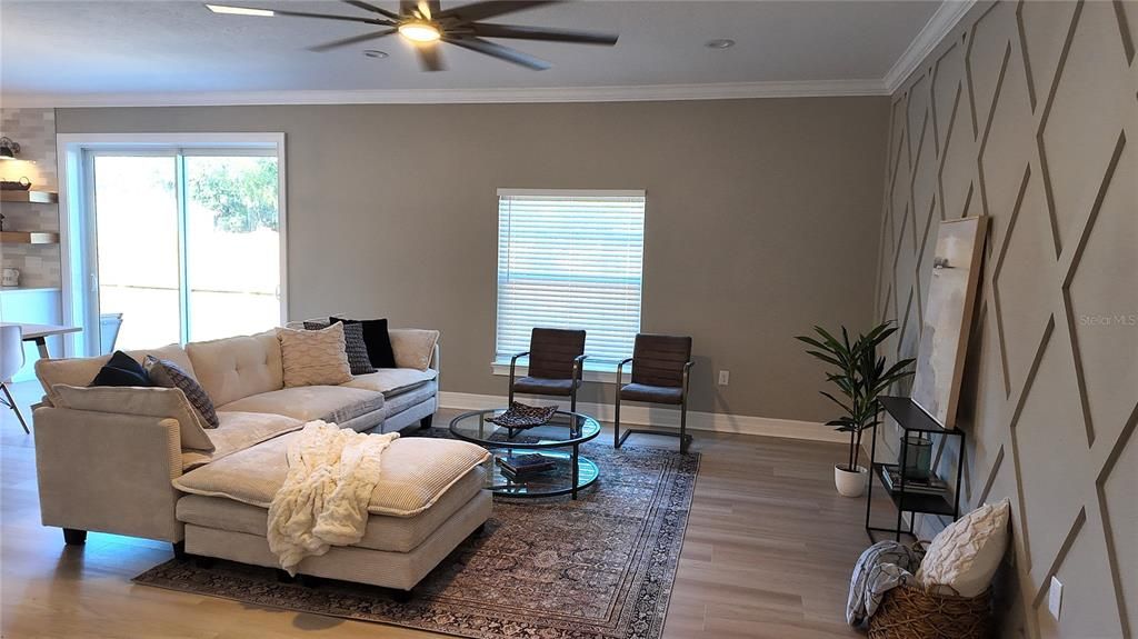 For Sale: $689,900 (4 beds, 2 baths, 1928 Square Feet)