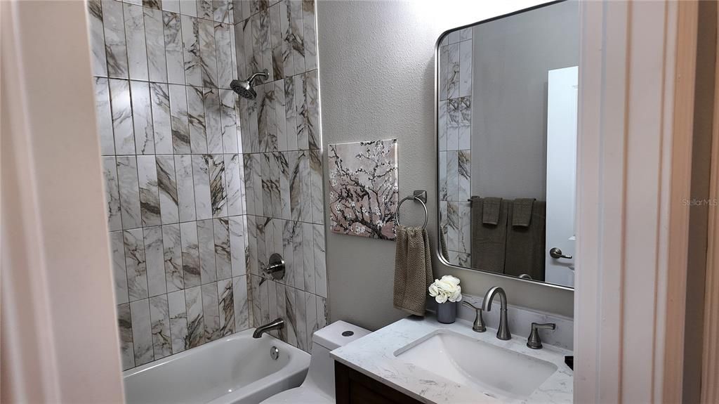 For Sale: $689,900 (4 beds, 2 baths, 1928 Square Feet)