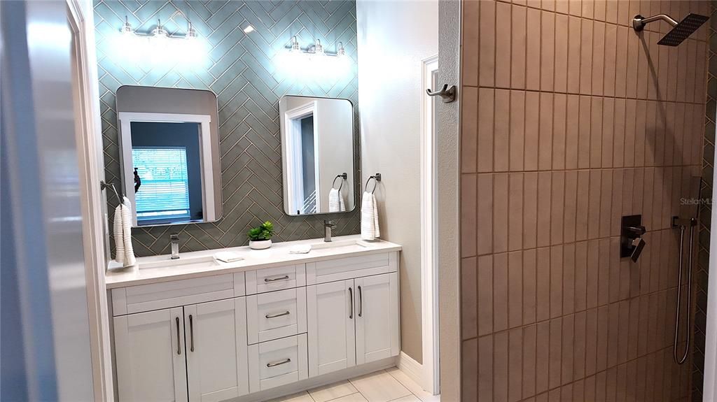 For Sale: $689,900 (4 beds, 2 baths, 1928 Square Feet)