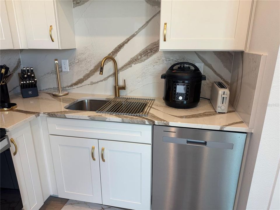 В аренду: $1,595 (1 спален, 1 ванн, 484 Квадратных фут)