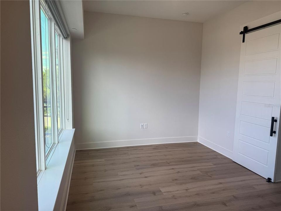 В аренду: $1,595 (1 спален, 1 ванн, 484 Квадратных фут)