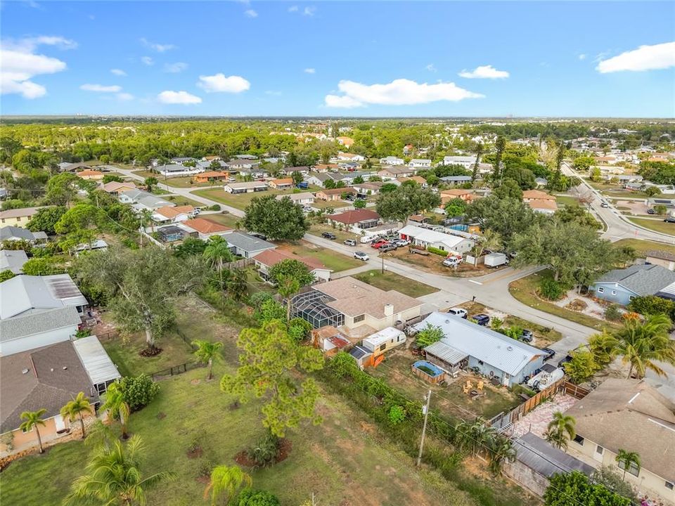 待售: $365,000 (3 贝兹, 2 浴室, 1427 平方英尺)