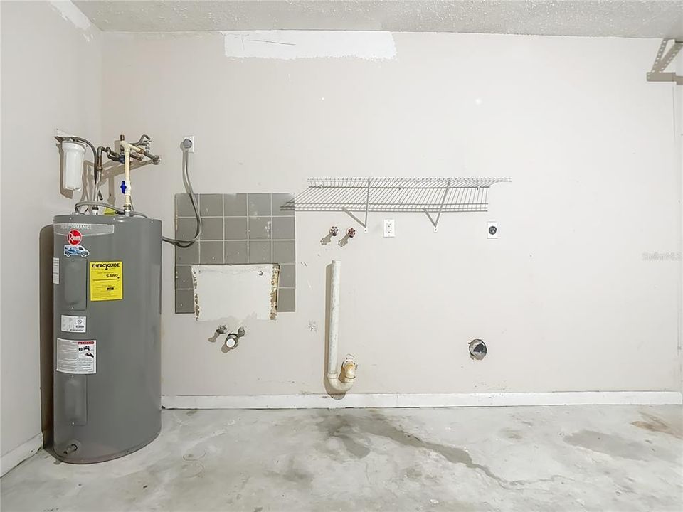 待售: $365,000 (3 贝兹, 2 浴室, 1427 平方英尺)