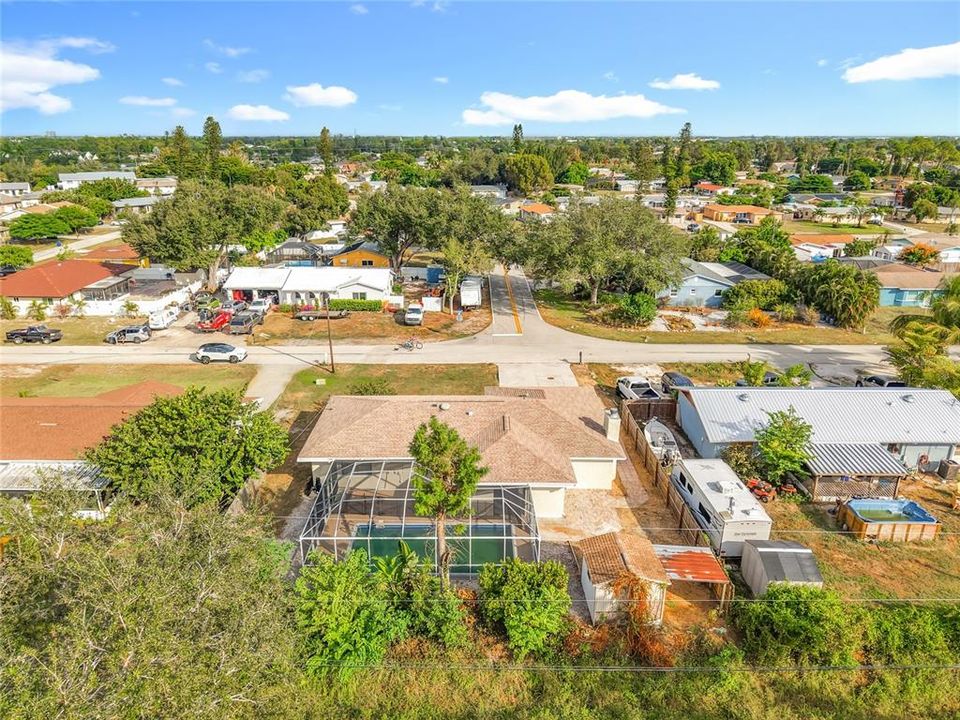 待售: $365,000 (3 贝兹, 2 浴室, 1427 平方英尺)