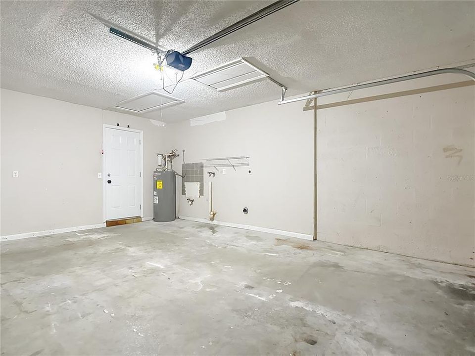 待售: $365,000 (3 贝兹, 2 浴室, 1427 平方英尺)