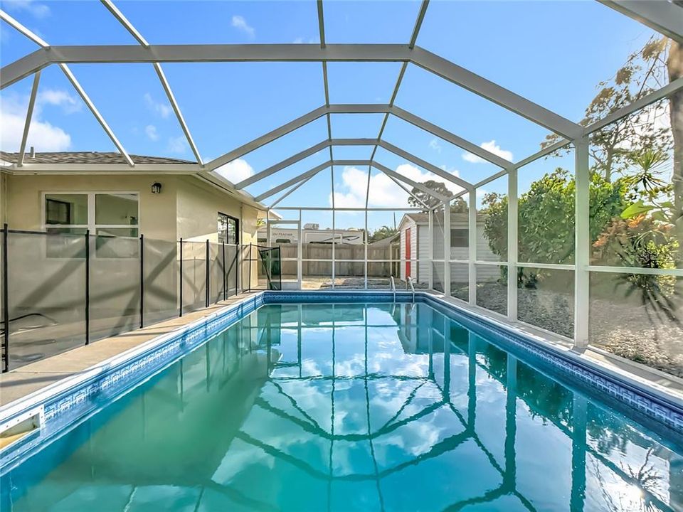 待售: $365,000 (3 贝兹, 2 浴室, 1427 平方英尺)