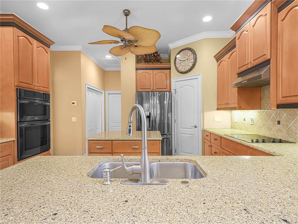 En Venta: $950,000 (5 camas, 4 baños, 3669 Pies cuadrados)