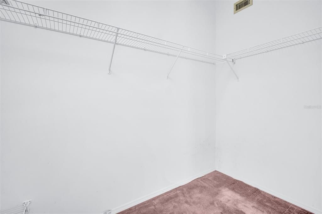 For Sale: $170,000 (2 beds, 2 baths, 1210 Square Feet)