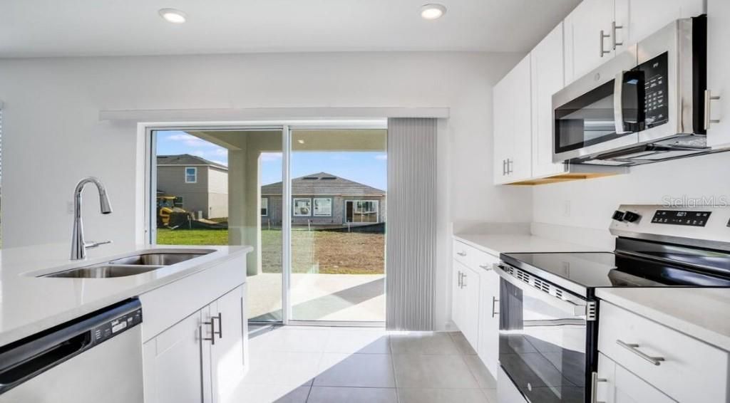 For Sale: $250,000 (3 beds, 2 baths, 1500 Square Feet)