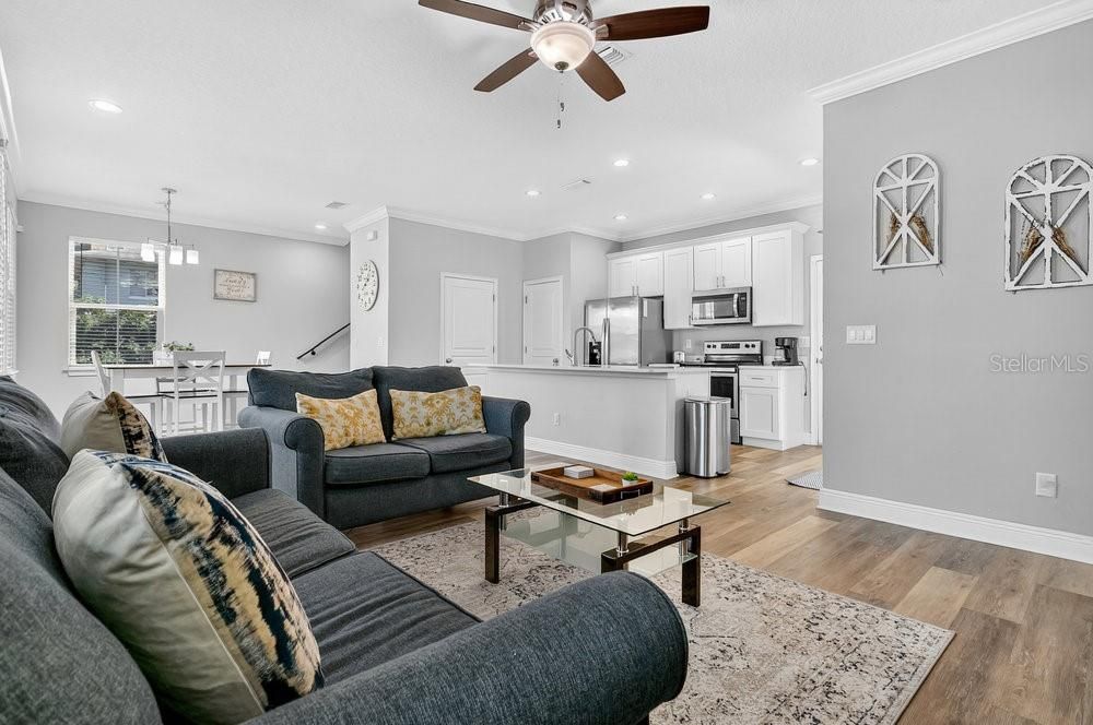 For Rent: $2,700 (3 beds, 2 baths, 1537 Square Feet)